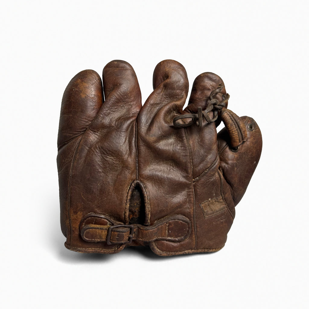 Mounted Buckleback Fielder's Glove, c. 1925